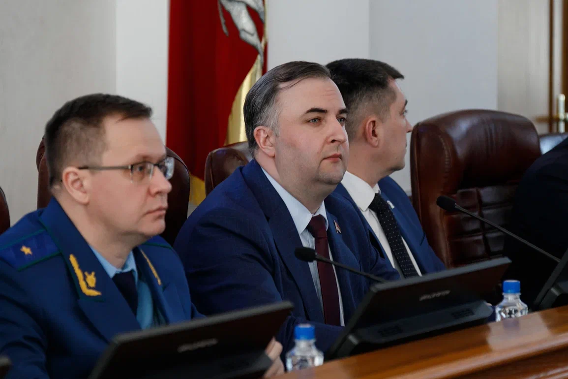 Председатель Законодательного Собрания области Олег Гербер об основных итогах 64-го заседания