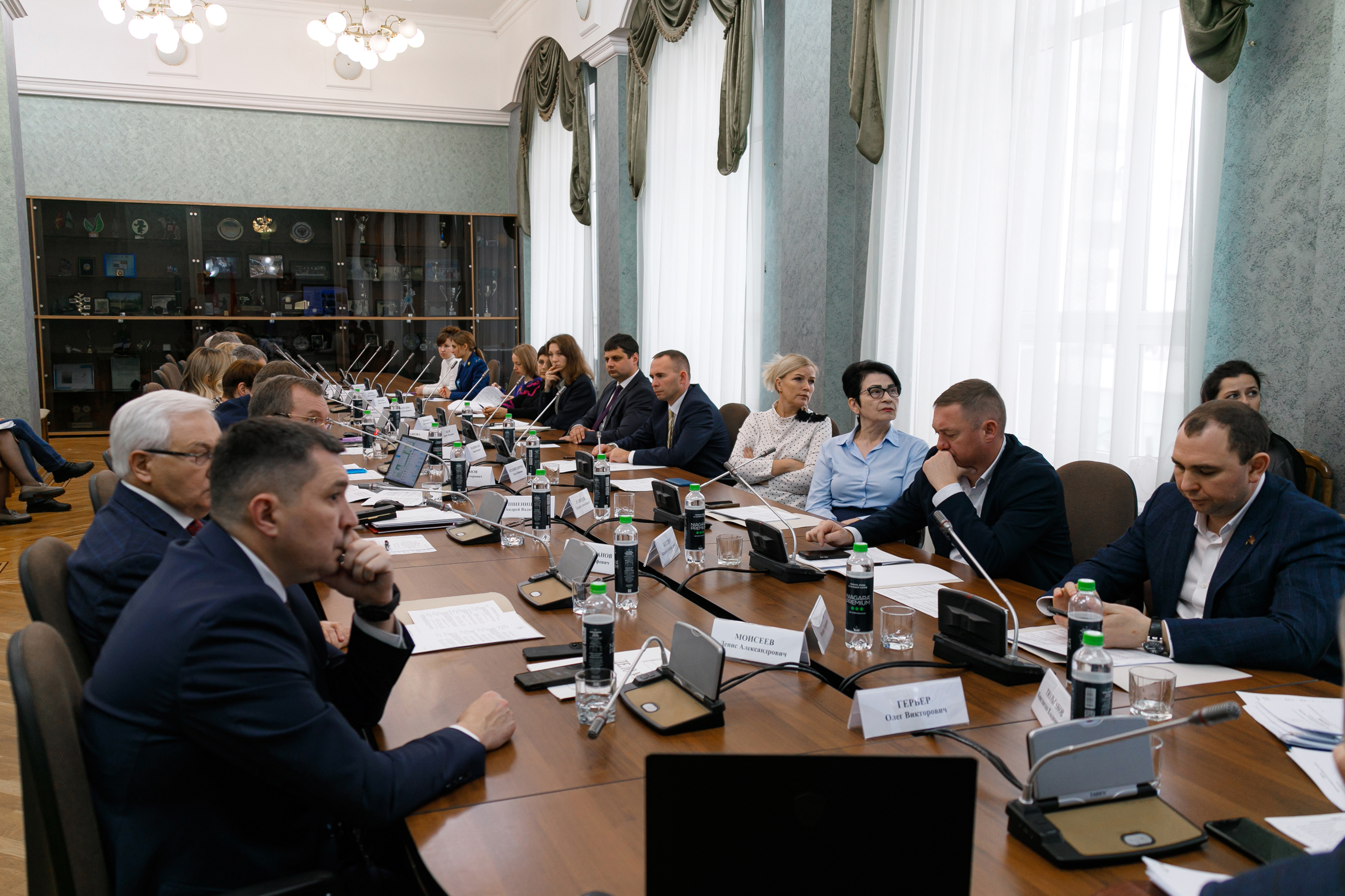 Фото О.Татаркин Депутаты комитета по бюджету и налогам одобрили изменения в закон об инициативном бюджетировании