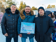Фото Дмитрий Куткин Снеговики-добряки