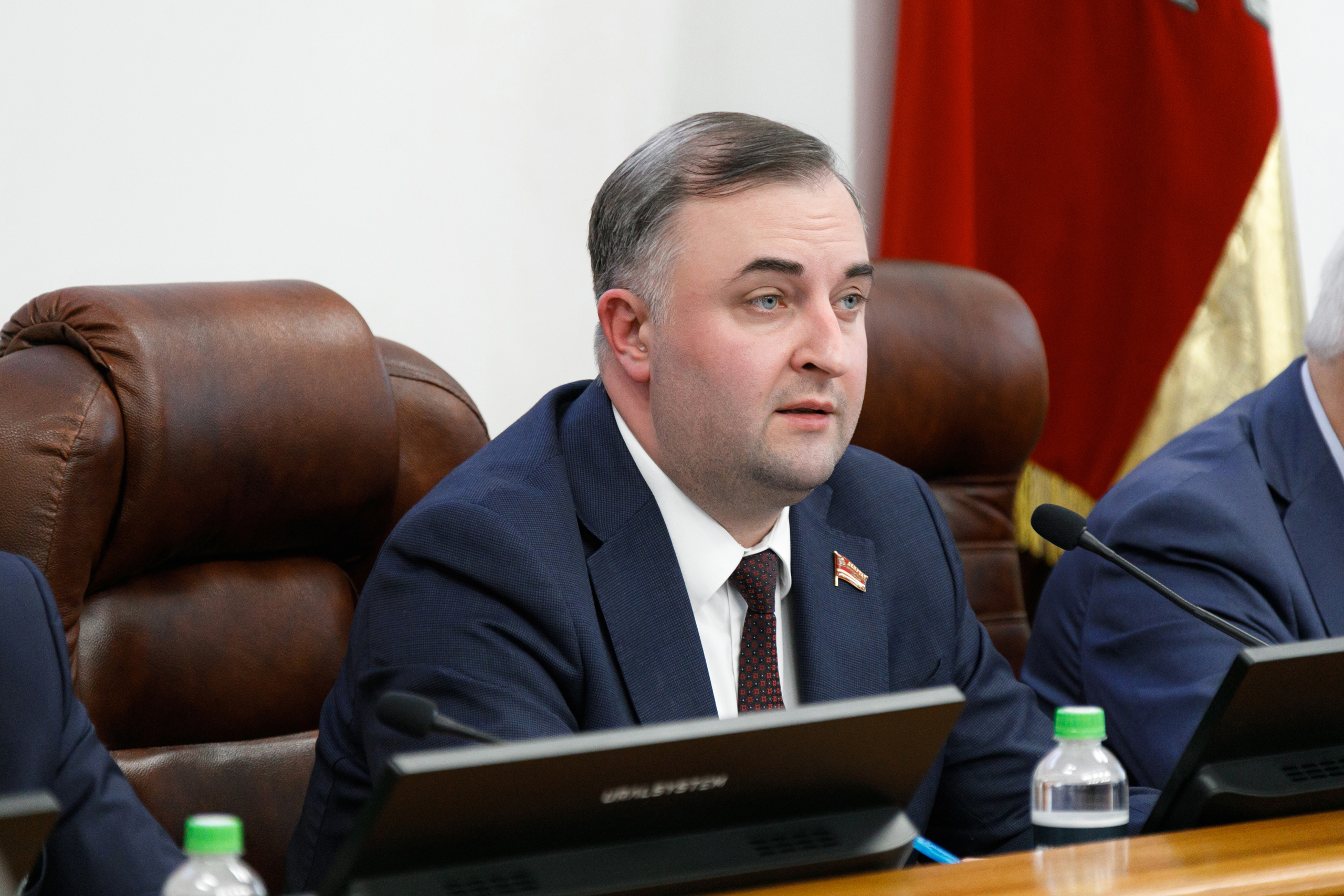 Олег Гербер о принятии в трех чтениях областного бюджета на 2025-2027 годы