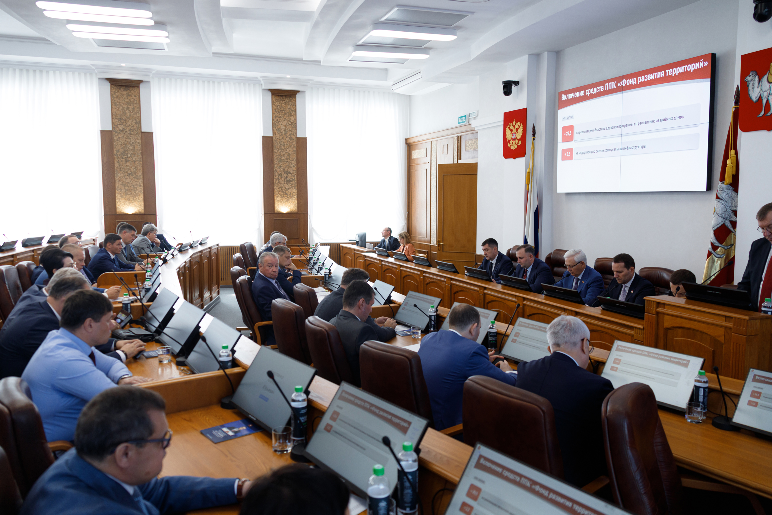 Фото управления информационной политики Сельские специалисты будут получать увеличенную денежную выплату
