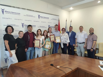 Фото помощника депутата Награждение студентов-юристов