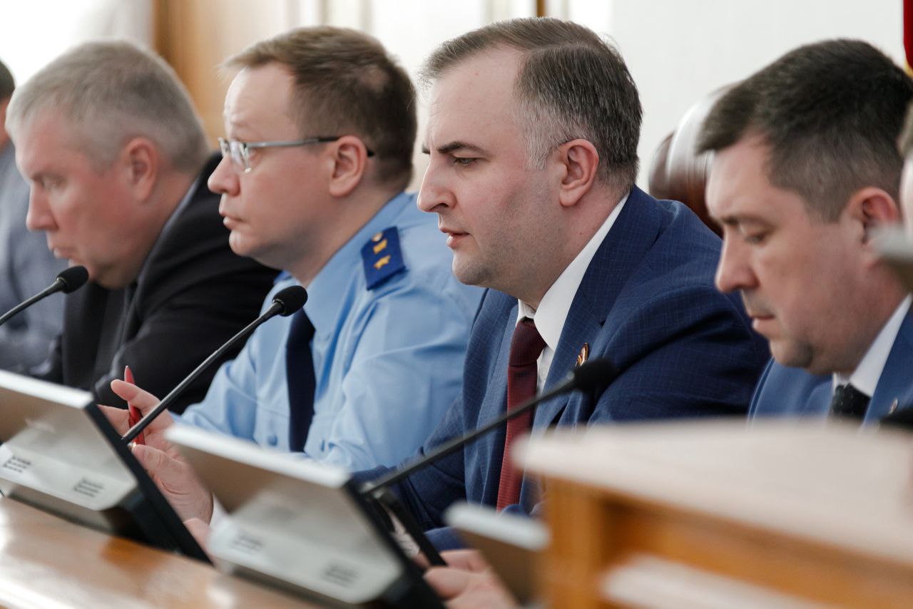 Председатель Законодательного Собрания области Олег Гербер об итогах 65-го заседания