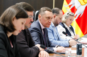 Комитет по экономической политике рассмотрел проект областного бюджета на 2025 год по вопросам ведения комитета