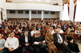 85 аспирантов, студентов и учащихся получили стипендии Законодательного Собрания