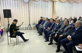 22 ноября 2024 года в Костанае состоялся форум приграничного сотрудничества, организованный Челябинским государственным университетом совместно с представителями Республики Казахстан. В Форуме приняли участие представители власти, бизнеса, культуры, образования и науки, средств массовой коммуникации двух стран. Мероприятие было посвящено обсуждению вопросов укрепления экономических, научно-образовательных, культурных и социальных связей между двумя странами, особенно в контексте приграничных регионов. 