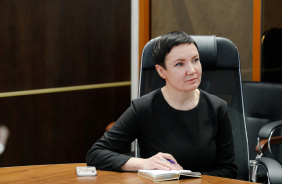 Депутаты Законодательного Собрания слушают прямую линию губернатора Челябинской области Алексея Текслера с жителями региона