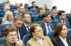 В Законодательном Собрании состоялось совещание с председателями представительных органов городских округов и муниципальных районов