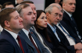 Участие депутатов Законодательного Собрания в презентации книги Павла Крашенинникова о Второй мировой войне