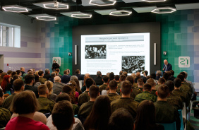Участие депутатов Законодательного Собрания в презентации книги Павла Крашенинникова о Второй мировой войне