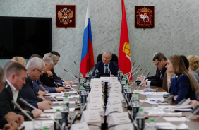 Заседание комитета Законодательного Собрания по законодательству, государственному строительству и местному самоуправлению