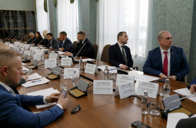 Заседание комитета Законодательного Собрания по строительной политике и ЖКХ