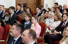 Церемония награждения победителей смотра-конкурса молодежных парламентских формирований и конкурса "Парламентские дебаты"