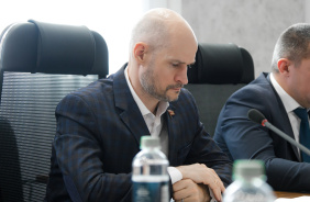 Комитет по промышленной политике рассмотрел вопрос о развитии транспортной инфраструктуры
