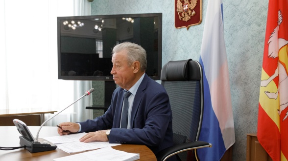 Председатель комитета по законодательству, государственному строительству и местному самоуправлению Анатолий Брагин об итогах работы комитета седьмого созыва Законодательного Собрания