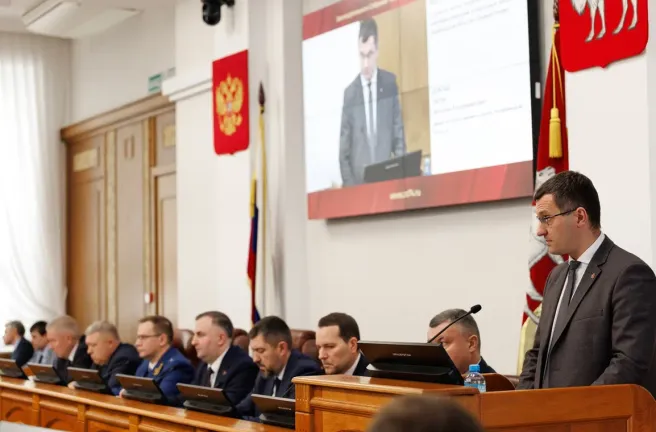 На заседании Законодательного Собрания одобрен проект закона, направленный на совершенствование регионального законодательства в сфере образования