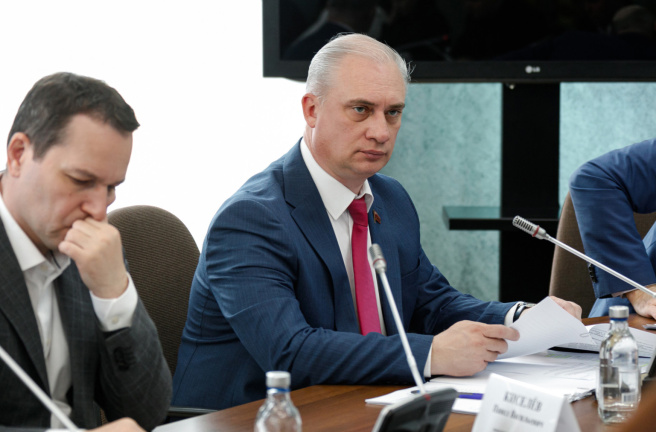 Заместитель председателя Законодательного Собрания Челябинской области Андрей Шмидт об отчете правительства Челябинской области за 2024 год в части вопросов дорожной деятельности, строительства и ЖКХ
