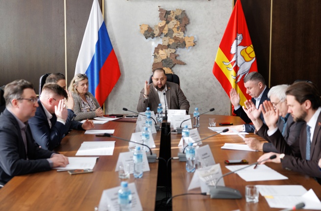 Комитет по экономической политике и предпринимательству рассмотрел итоги реализации в 2025 году проекта по развитию экспорта в Челябинской области