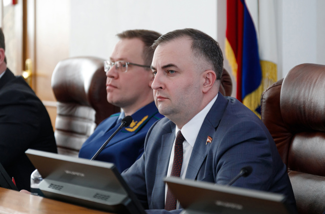 Председатель Законодательного Собрания области Олег Гербер о внесении изменений в областной бюджет 2025 года