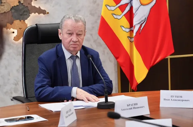 Председатель комитета по законодательству, государственному строительству и местному самоуправлению Анатолий Брагин об итогах заседания временной комиссии по установлению административной ответственности за нарушения в сфере использования СИМ