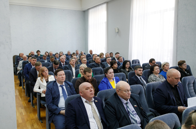 Преобразование районов в муниципальные округа обсудили на площадке Законодательного Собрания