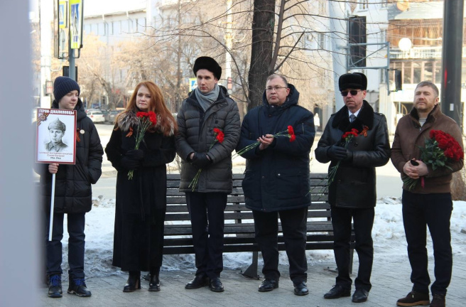 Депутат Законодательного Собрания Лена Колесникова приняла участие в митинге, посвященном 119-летию со дня рождения Мусы Джалиля 