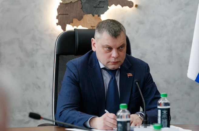 Председатель комитета Законодательного Собрания по экологии и природопользованию Михаил Махов о финансировании мероприятий по тушению ландшафтных пожаров