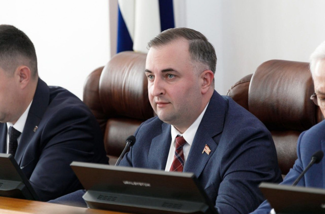 Председатель Законодательного Собрания Олег Гербер о принятии в первом чтении бюджета области на 2025-й и последующие два года