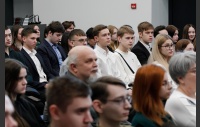Участие депутатов Законодательного Собрания в презентации книги Павла Крашенинникова о Второй мировой войне