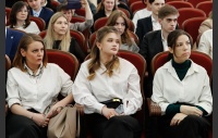 Церемония награждения победителей смотра-конкурса молодежных парламентских формирований и конкурса "Парламентские дебаты"