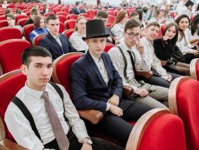 В Законодательном Собрании прошла очная защита проектов смотра-конкурса молодежных парламентских формирований 