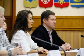 В Законодательном Собрании прошел круглый стол, посвященный новой мере социальной поддержки семей с детьми с ограниченными возможностями