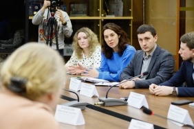 В Законодательном Собрании прошел круглый стол, посвященный новой мере социальной поддержки семей с детьми с ограниченными возможностями