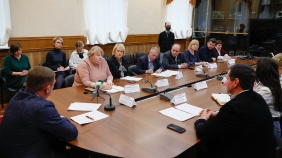 В Законодательном Собрании прошел круглый стол, посвященный новой мере социальной поддержки семей с детьми с ограниченными возможностями
