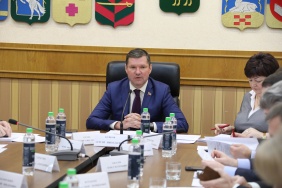 Итоги реализации в Челябинской области проектов «Демография», «Здравоохранение», «Образование» и «Наука и университеты» рассмотрели депутаты комитета по социальной политике