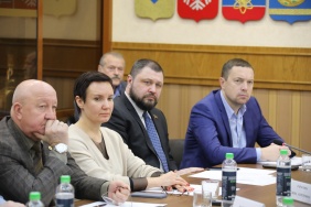 Итоги реализации в Челябинской области проектов «Демография», «Здравоохранение», «Образование» и «Наука и университеты» рассмотрели депутаты комитета по социальной политике