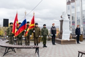 Депутат Олег Садовских принял участие в торжественном открытии в Златоусте памятника первому космонавту