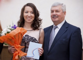 http://www.zs74.ru/elnews/vruchenie-stipendiy