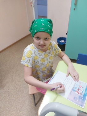 Евгений Илле принял участие в благотворительной акции «Снеговики-добряки»