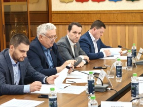 Комитет по экономической политике заслушал доклад об итогах деятельности правительства Челябинской области за 2022 год по вопросам ведения комитета